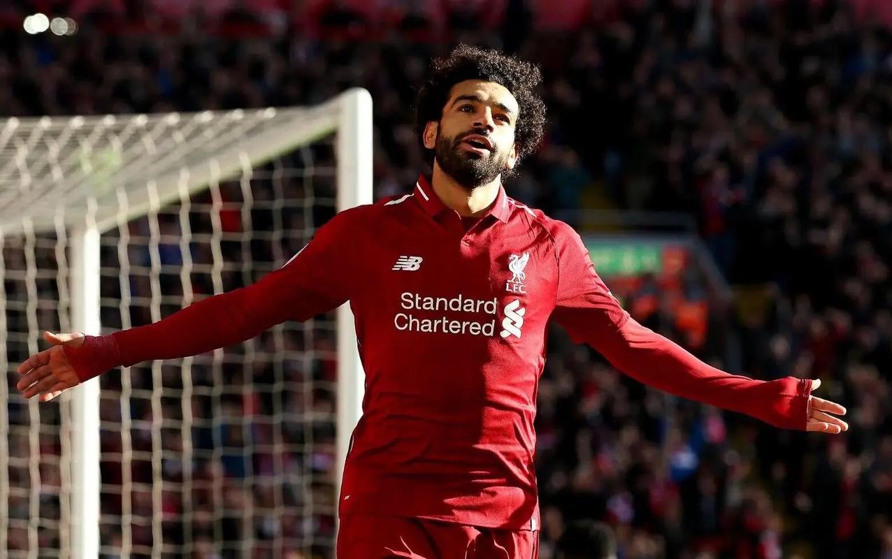 赫内斯：明年目标是德甲冠军；已准备庆祝活动？我们不想傲慢（赫内斯：明年冲击德甲冠军；谈庆祝安排：我们不想显得傲慢）