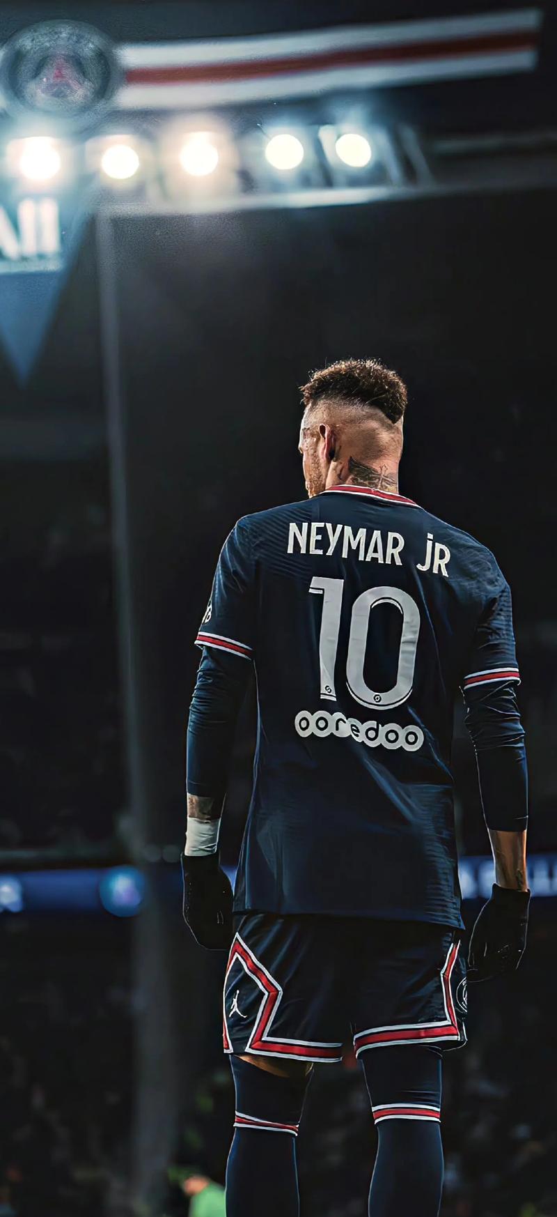 火记：谢泼德已锁定未来首发位置，他让火箭更愿交易未来首轮