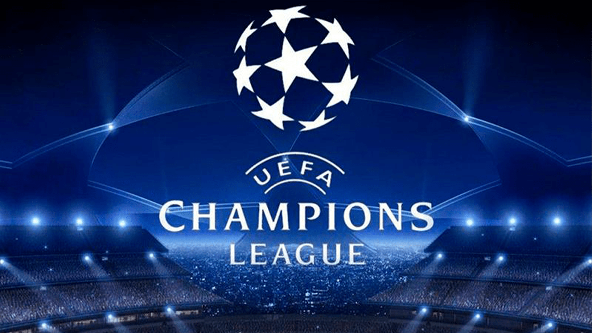 足球国足公开训练吸引千名球迷现场加油