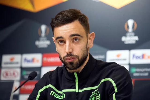 前锋替补登场首球建功，提高信任度