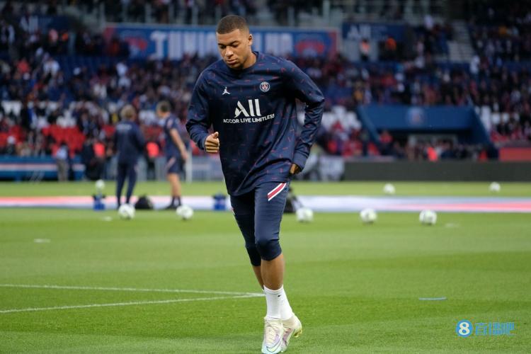 埃迪·豪回应吉马良斯：我不认为球队一团糟，但问题确实存在（埃迪·豪回击吉马良斯：否认球队失控，承认仍有问题）