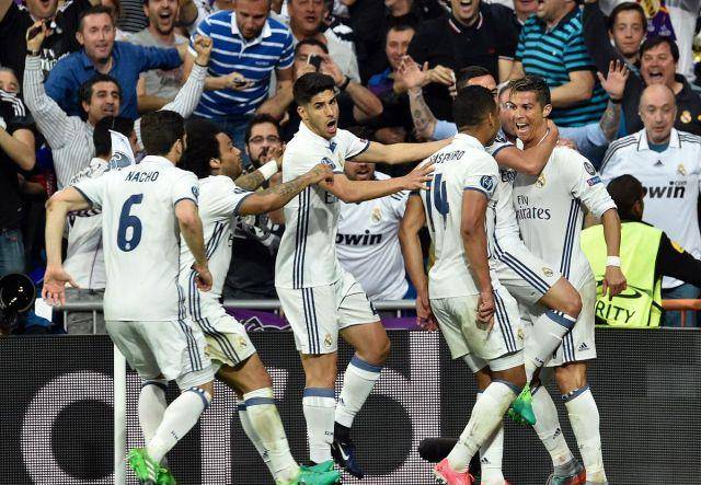 威少成为历史上连续3场砍25分+5板+5助年纪最大的控卫