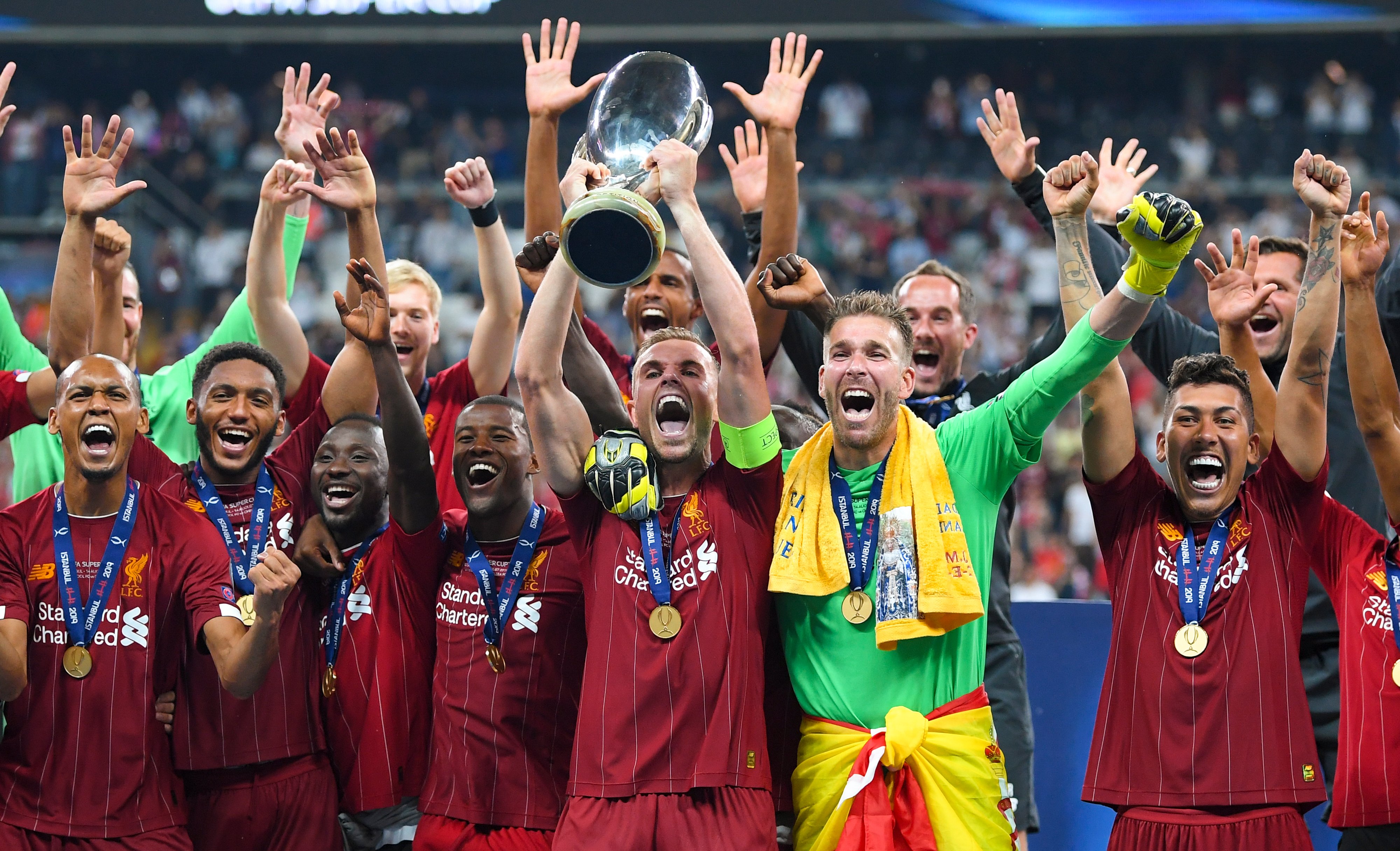 西甲第17轮观赛指南：皇马迎战塞维利亚；巴萨期待延续胜轨（西甲第17轮看点：皇马对阵塞维利亚，巴萨力争连胜）