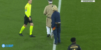 梅西天生内向！但因为足球、变成一个会主动演讲的领袖！