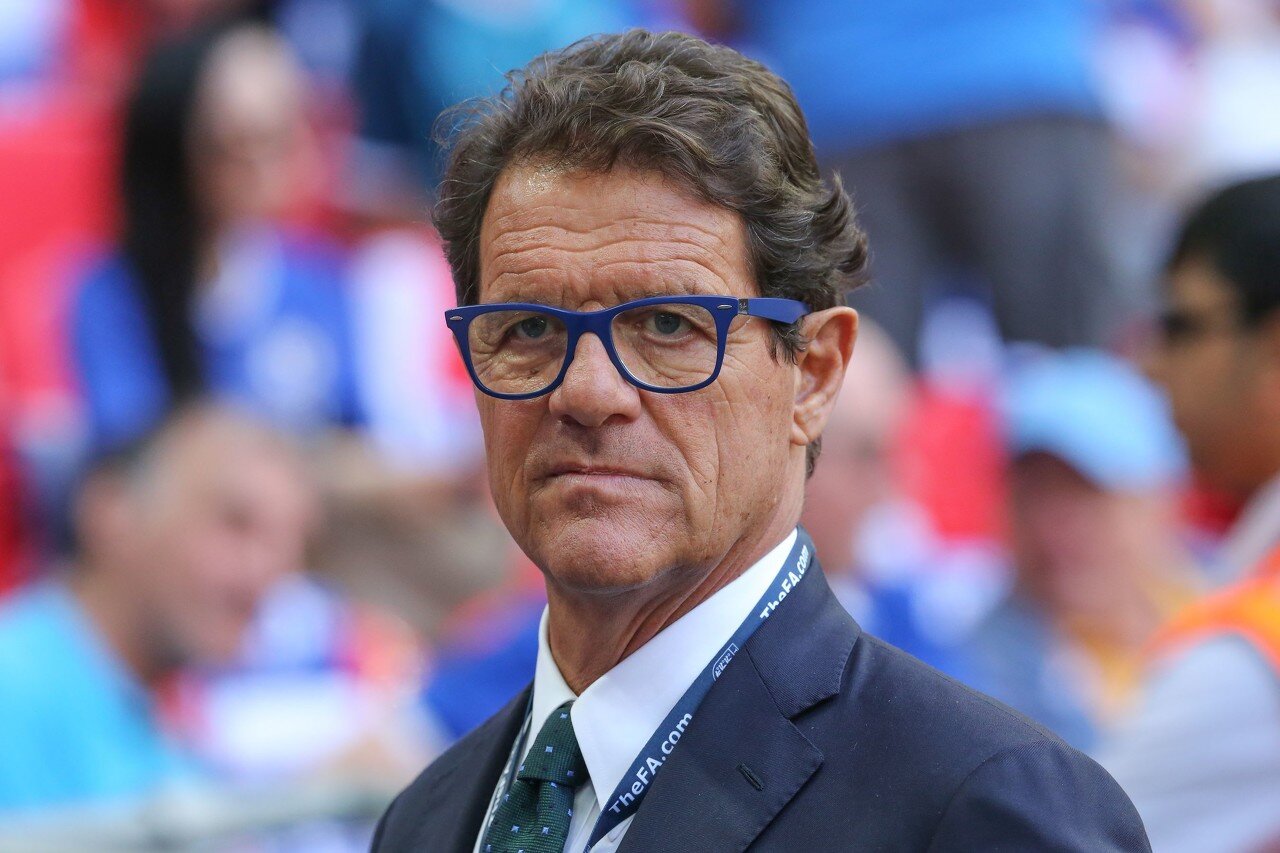 WTT总决赛：首个单打8强诞生！男乒名将一轮游，林昀儒4-2开门红